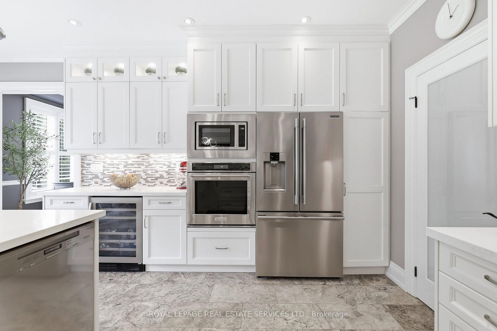 2149 Alderbrook Drive • Oakville, ON photo 14