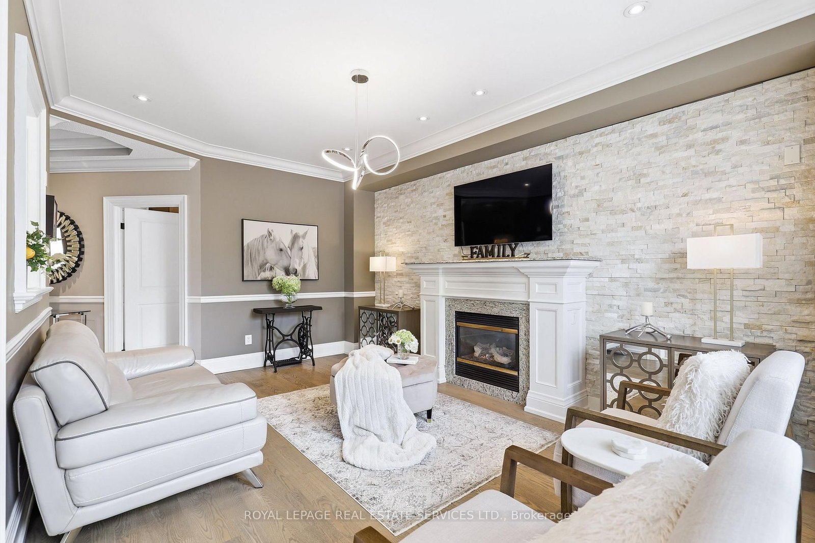 2149 Alderbrook Drive • Oakville, ON photo 15