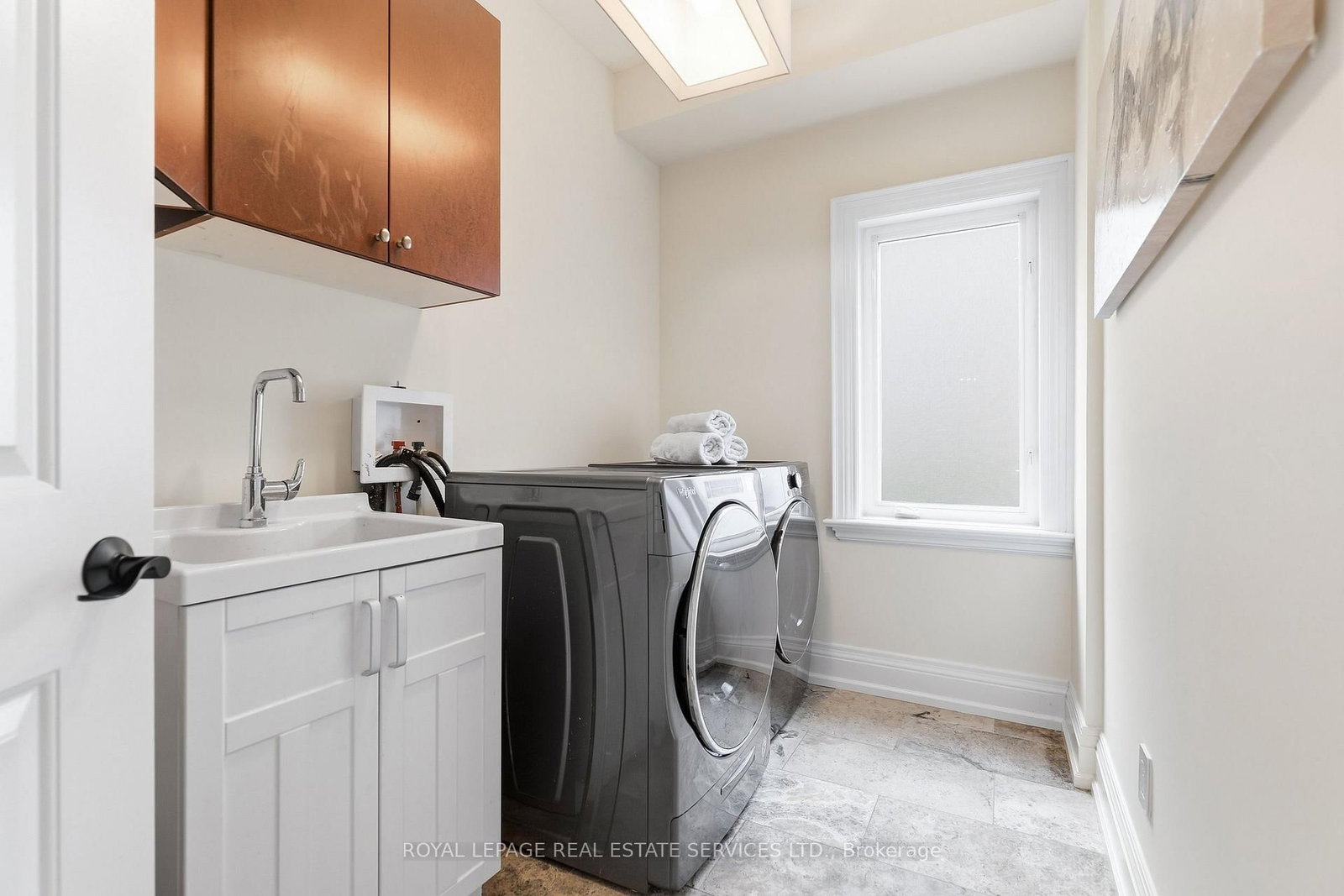 2149 Alderbrook Drive • Oakville, ON photo 17