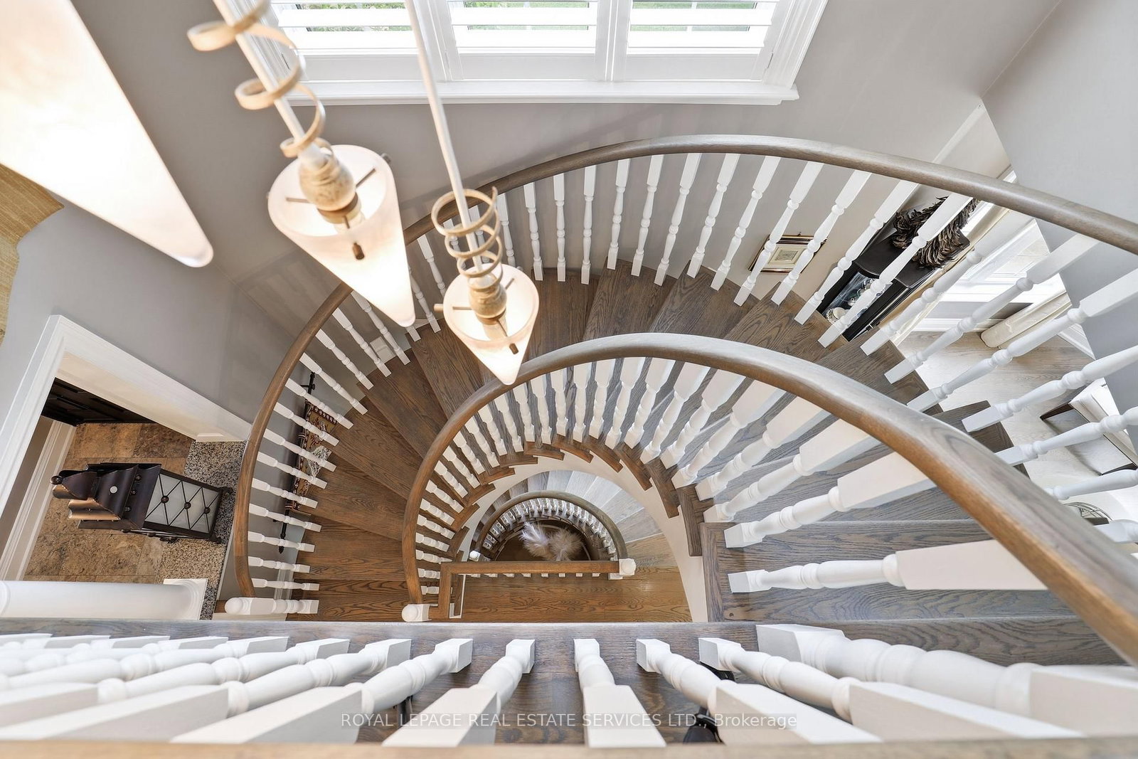 2149 Alderbrook Drive • Oakville, ON photo 36