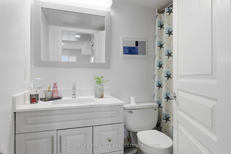 300 Ray Lawson Brampton,ON L6Y 5H5 — Photo 22