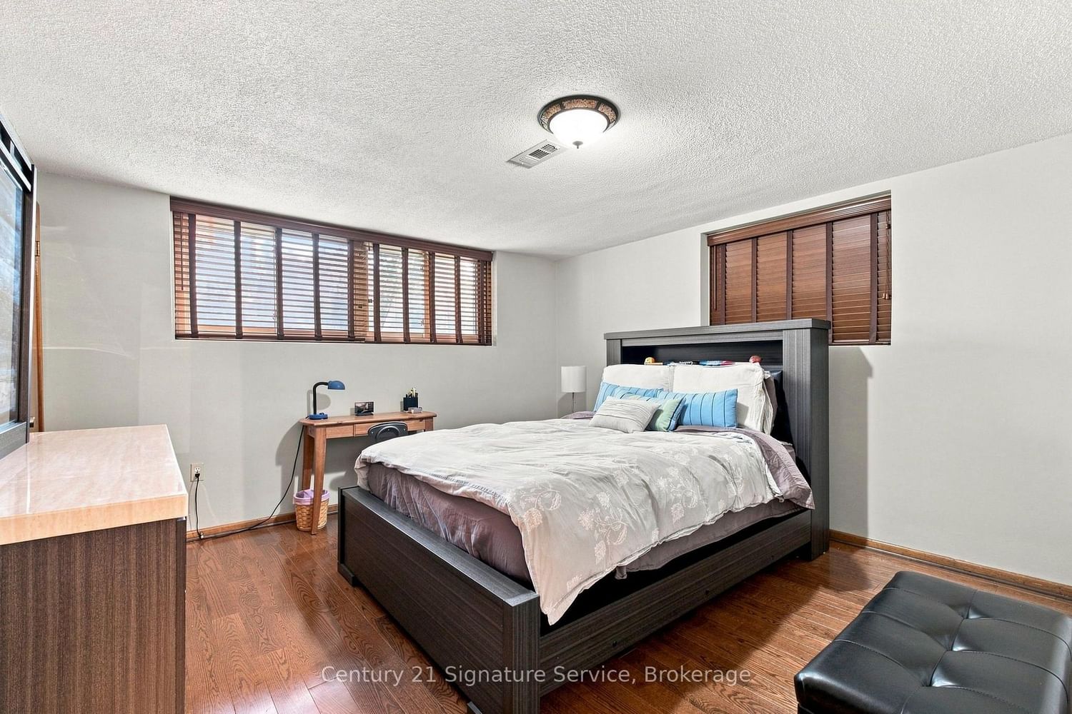 524 Silverthorn Avenue • Toronto, ON photo 21