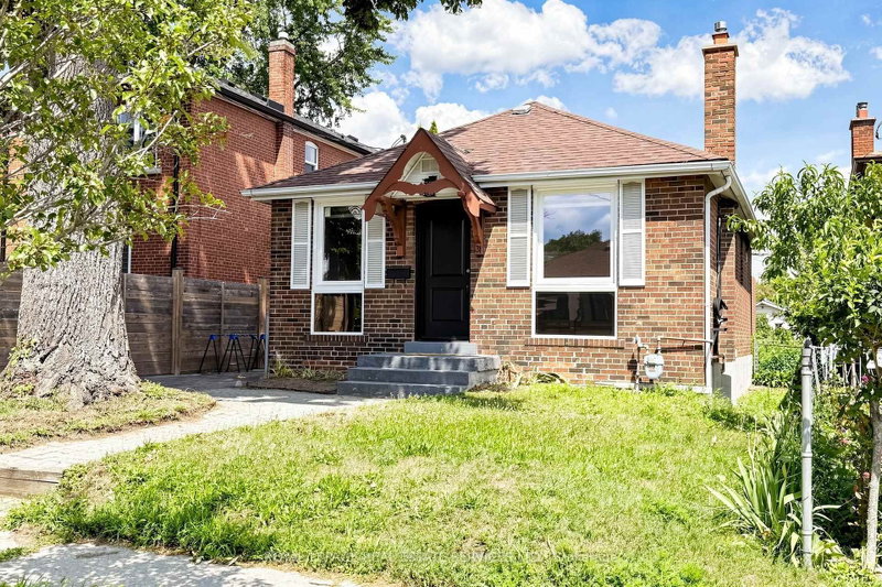 31 Rosemeade Avenue