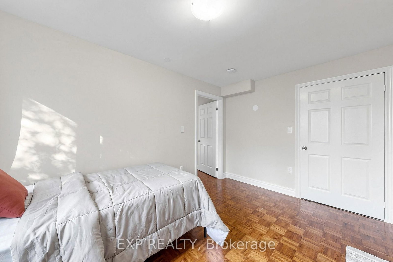 Detached House for sale at 29 Mikado Crescent, Brampton, Ontario, L6S 3R4 - Central Park - MLS: W13623398