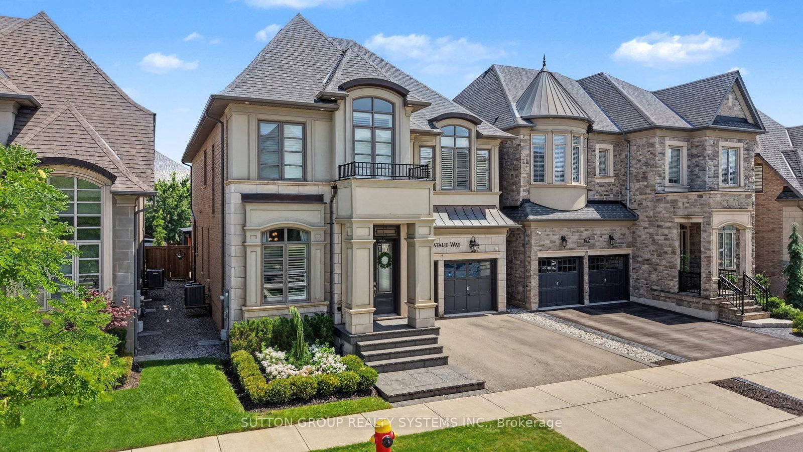 66 Natalie Way • Oakville, ON photo 2