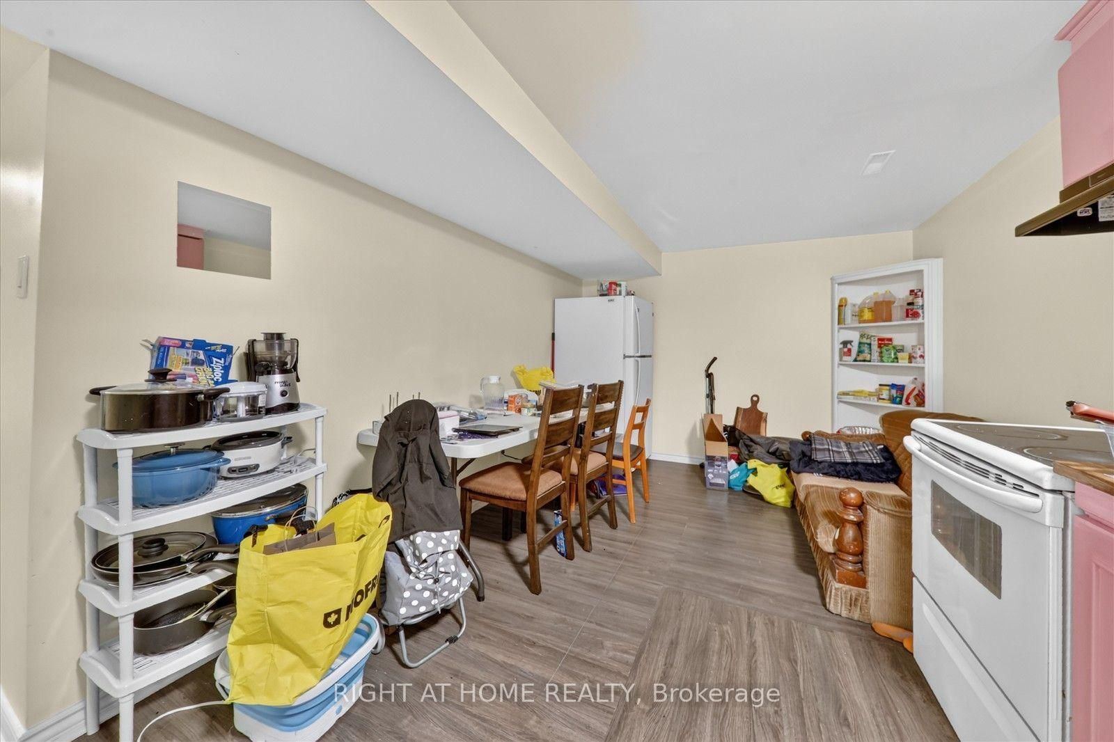 Listing Image 41