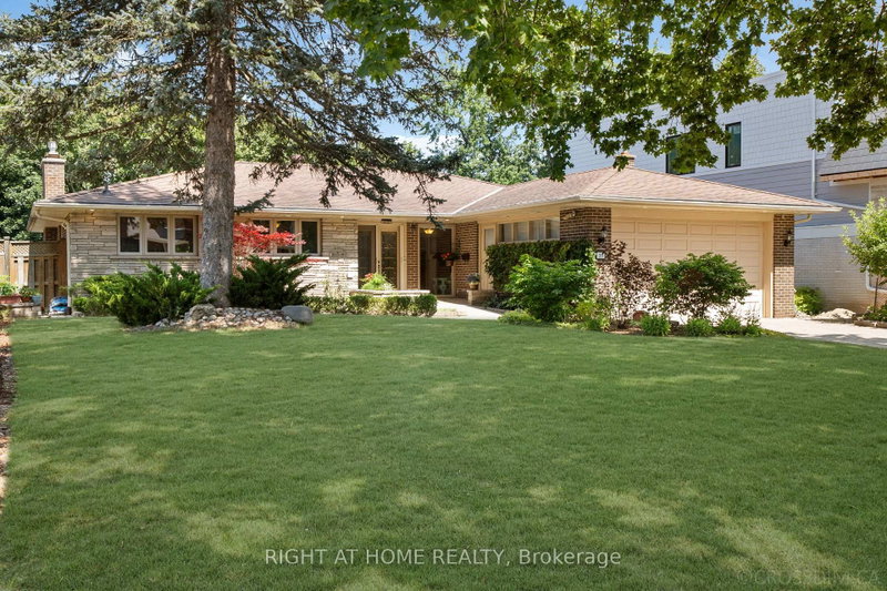 39 Grovetree Road
