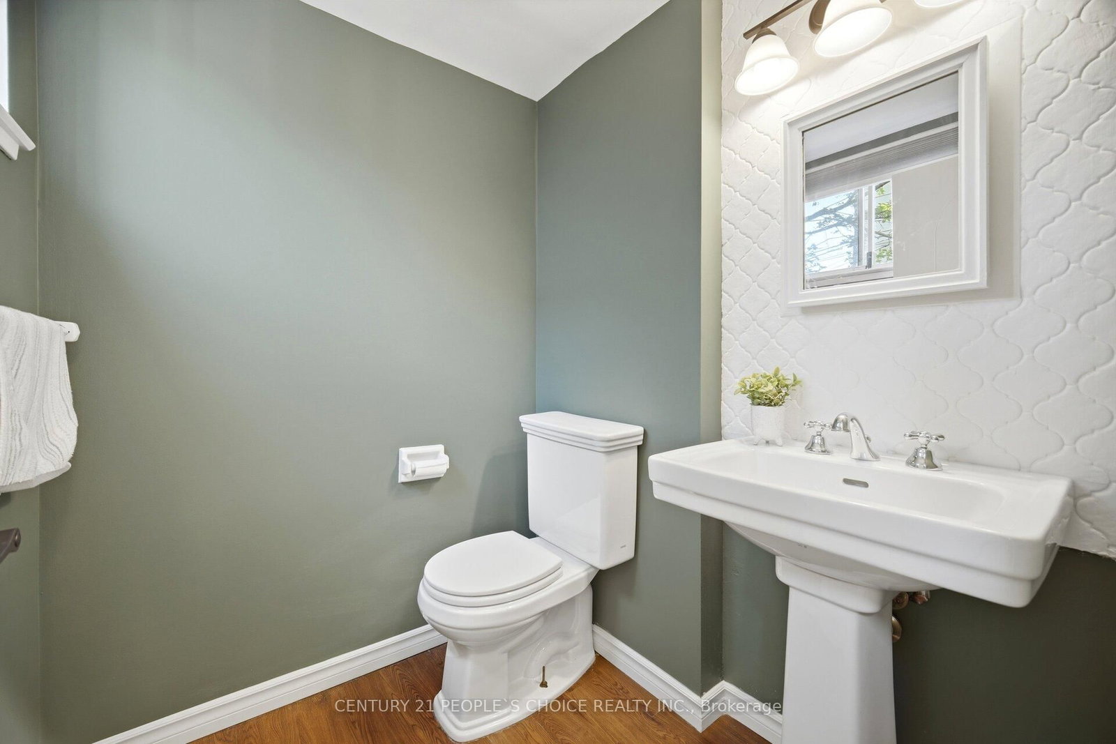 4 Furness Crescent • Toronto, ON photo 16