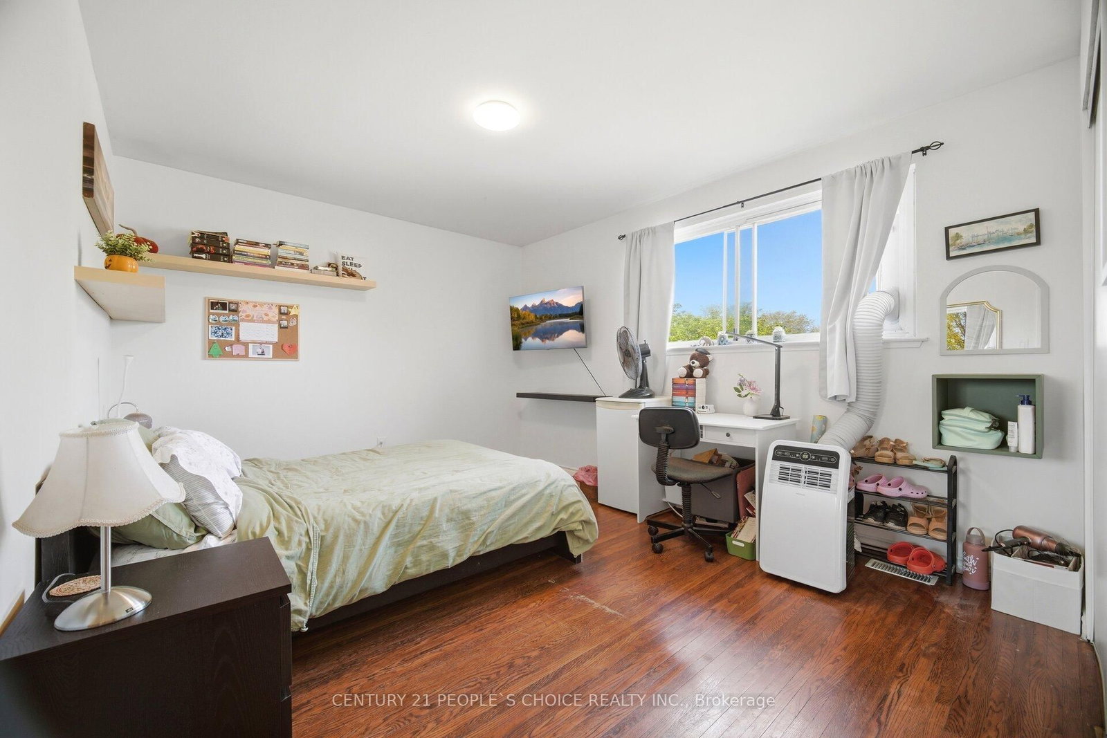 4 Furness Crescent • Toronto, ON photo 18