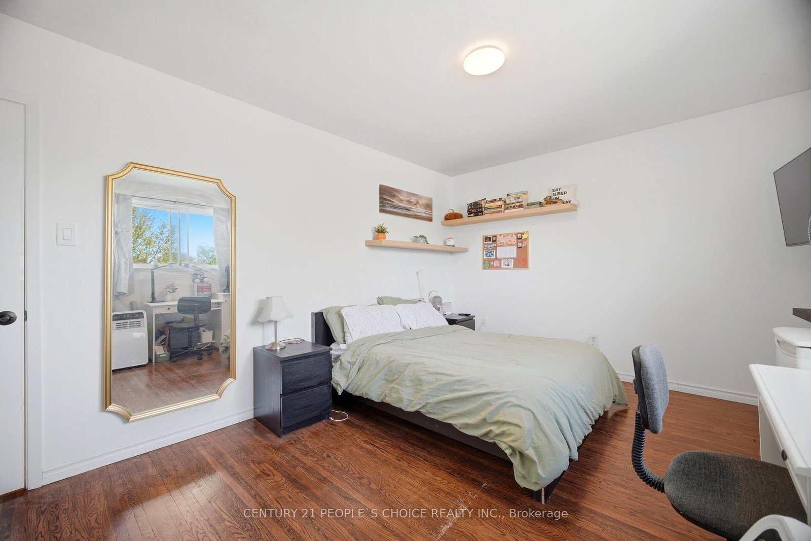 4 Furness Crescent • Toronto, ON photo 19