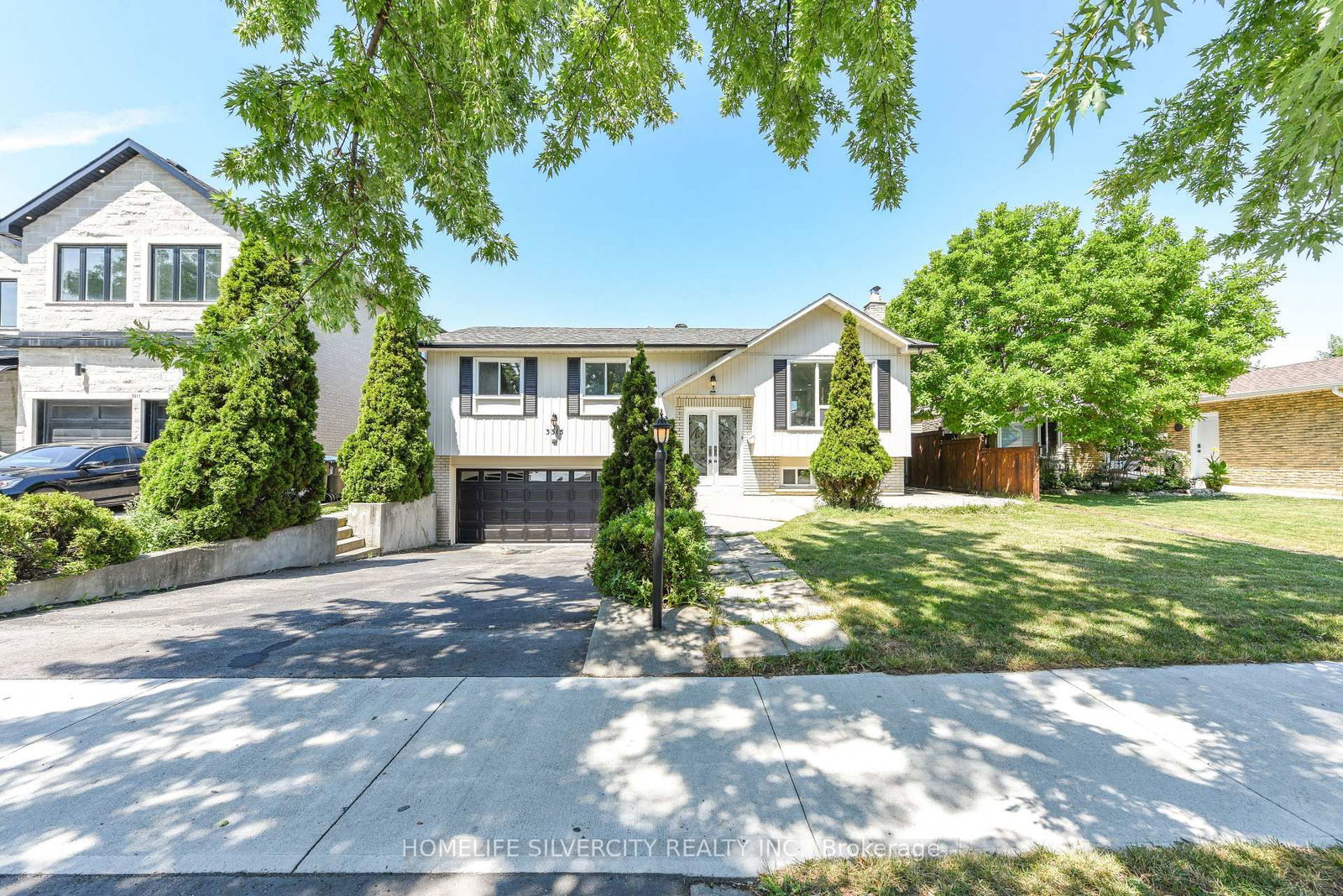 3315 Dwiggin Avenue • Mississauga, ON photo 1