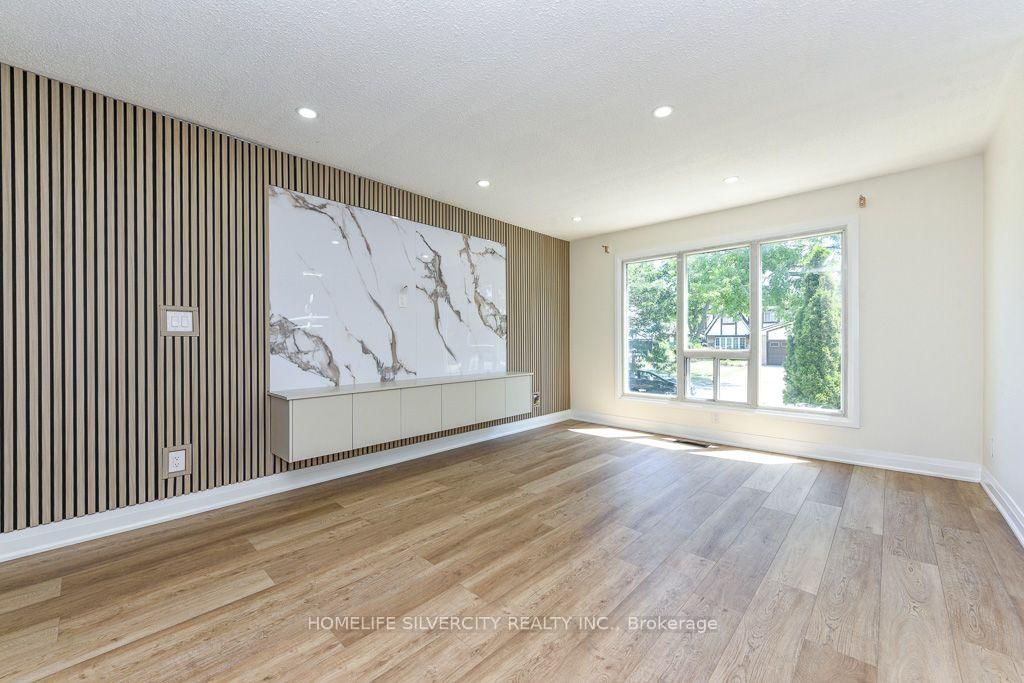 3315 Dwiggin Avenue • Mississauga, ON photo 11