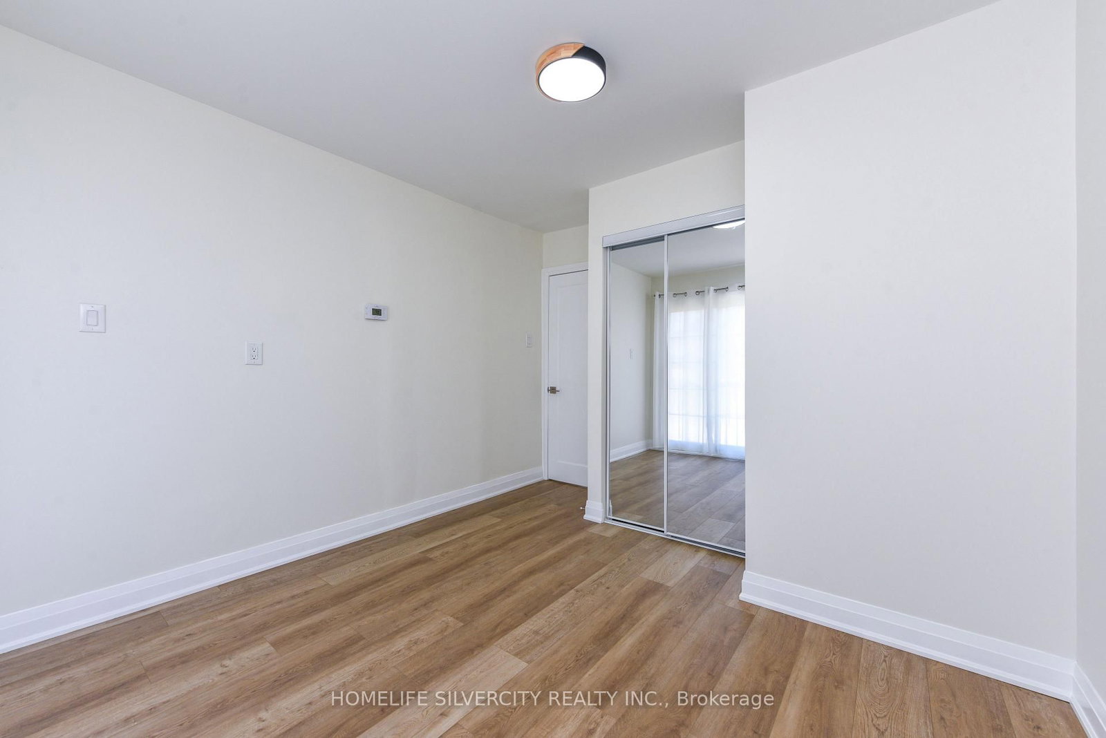 3315 Dwiggin Avenue • Mississauga, ON photo 28