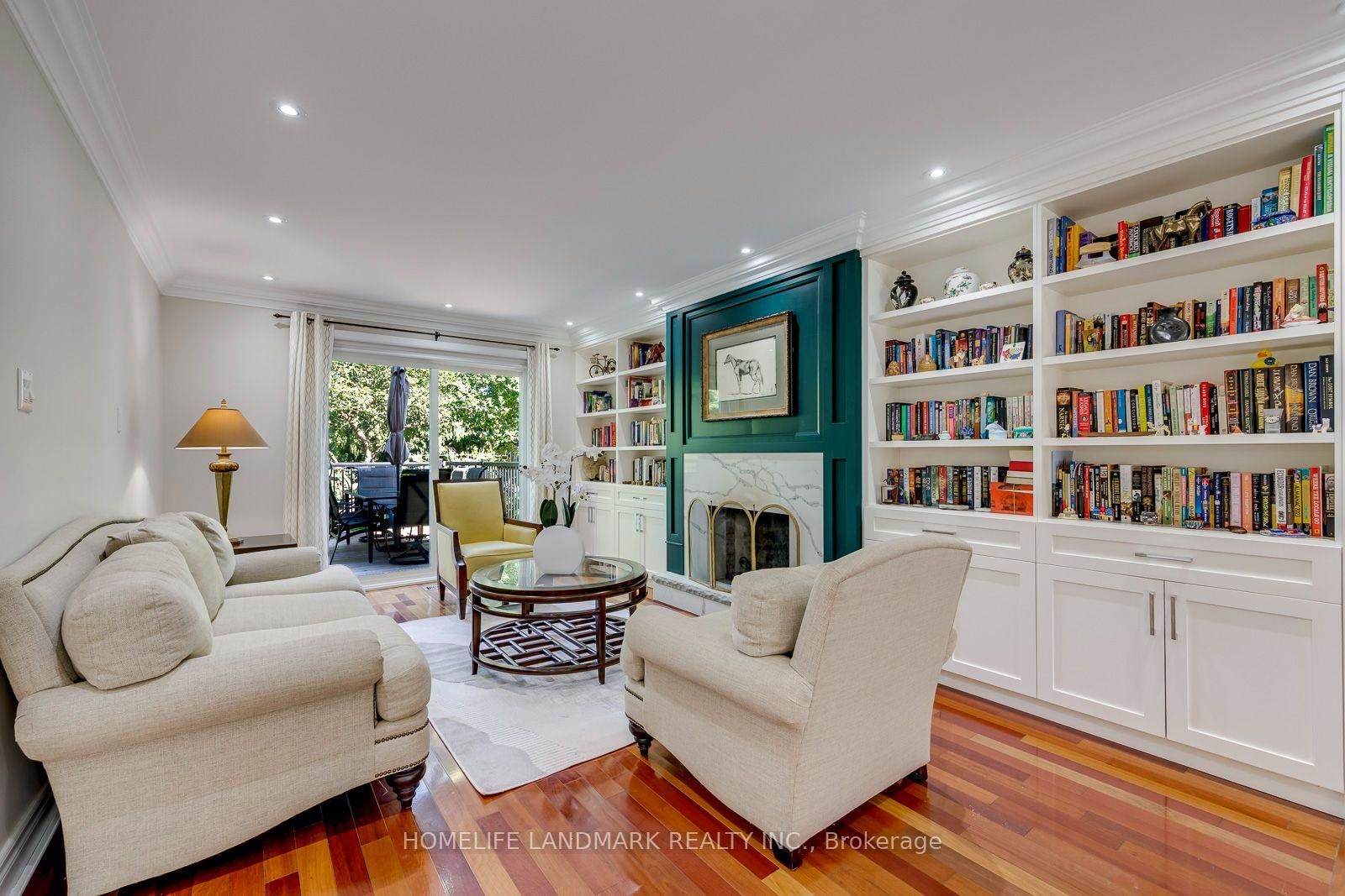 2935 Kingsway Drive • Oakville, ON photo 11