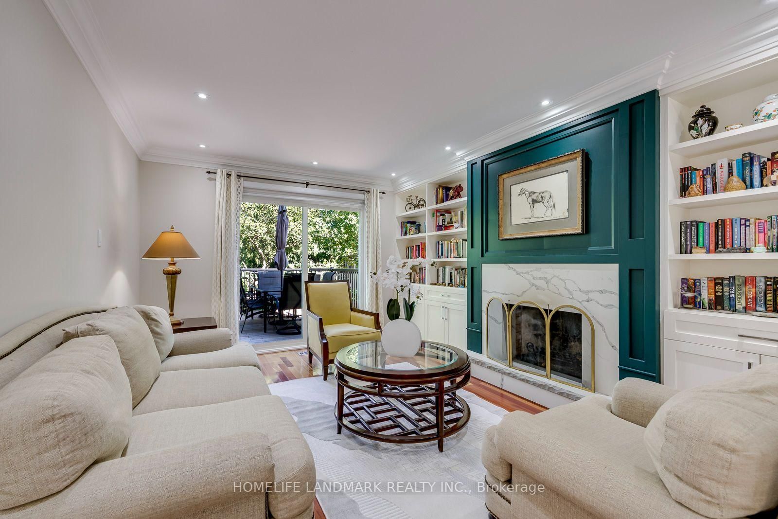 2935 Kingsway Drive • Oakville, ON photo 12