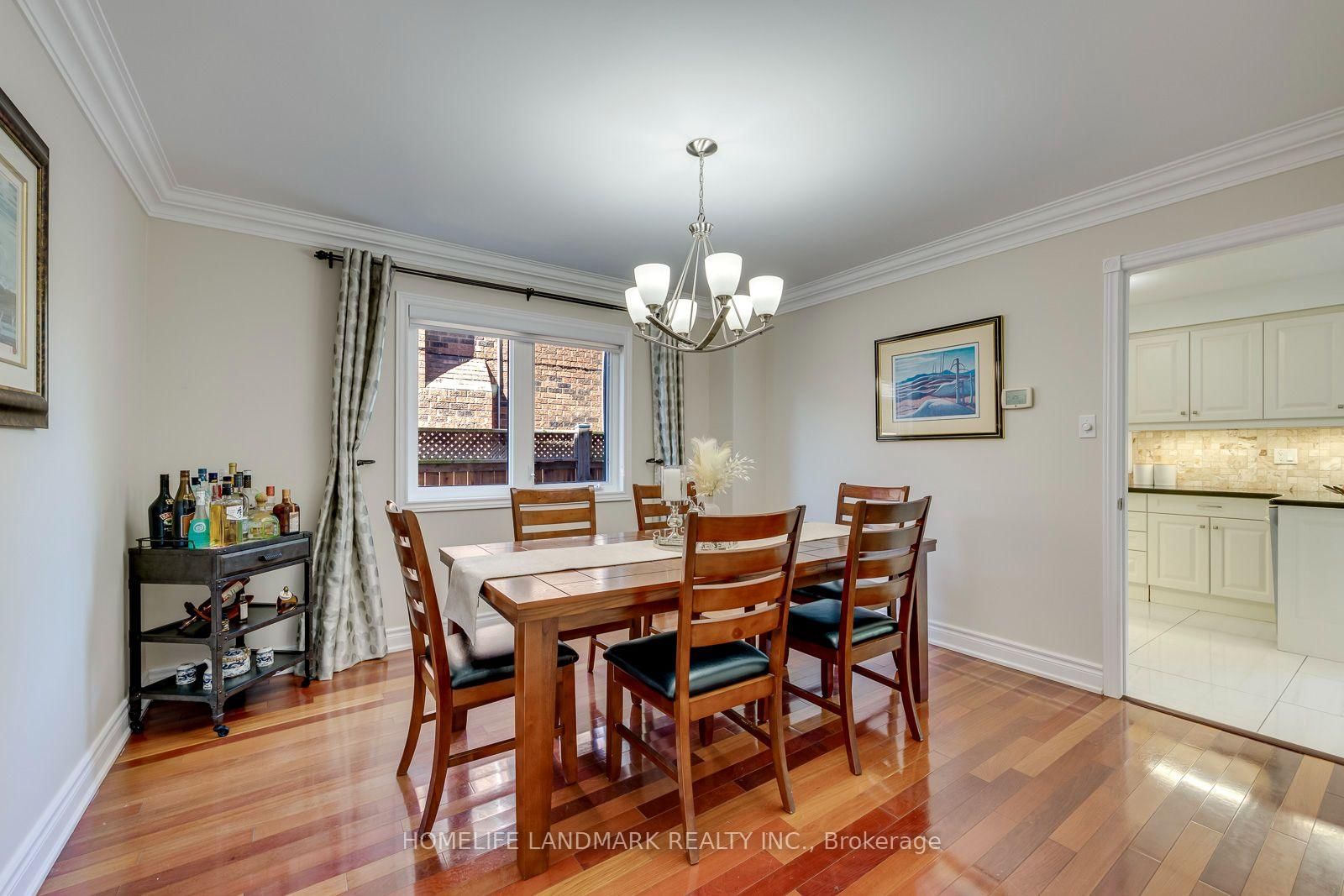 2935 Kingsway Drive • Oakville, ON photo 17