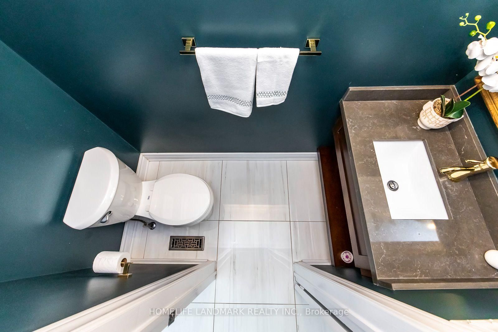 2935 Kingsway Drive • Oakville, ON photo 25