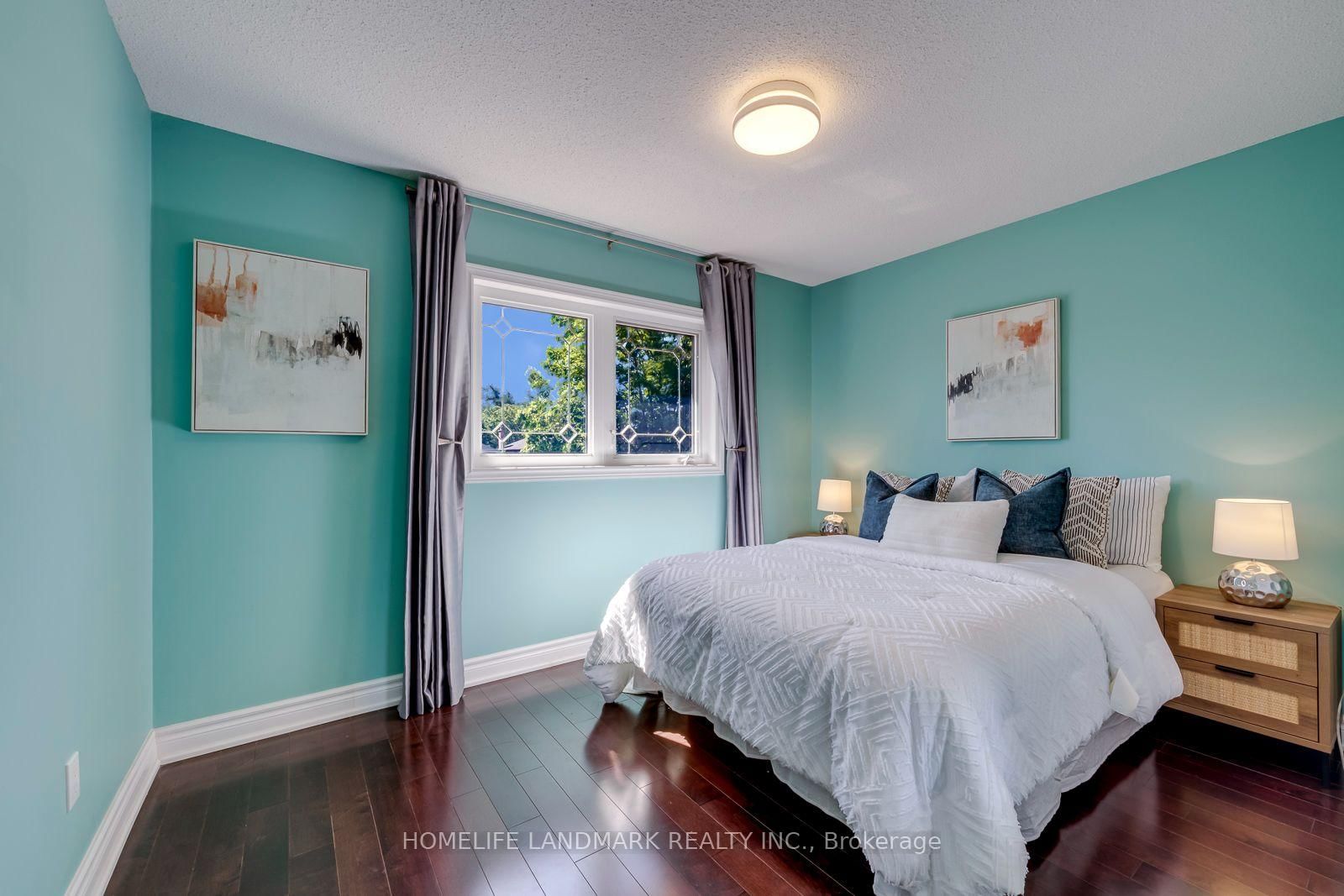 2935 Kingsway Drive • Oakville, ON photo 37