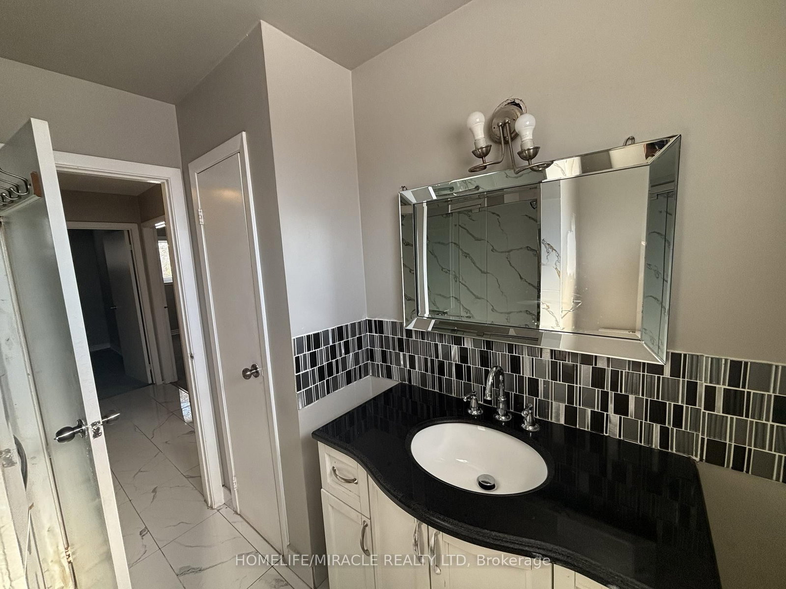 219 Mcmurchy Brampton,ON L6Y 1Z2 — Photo 16