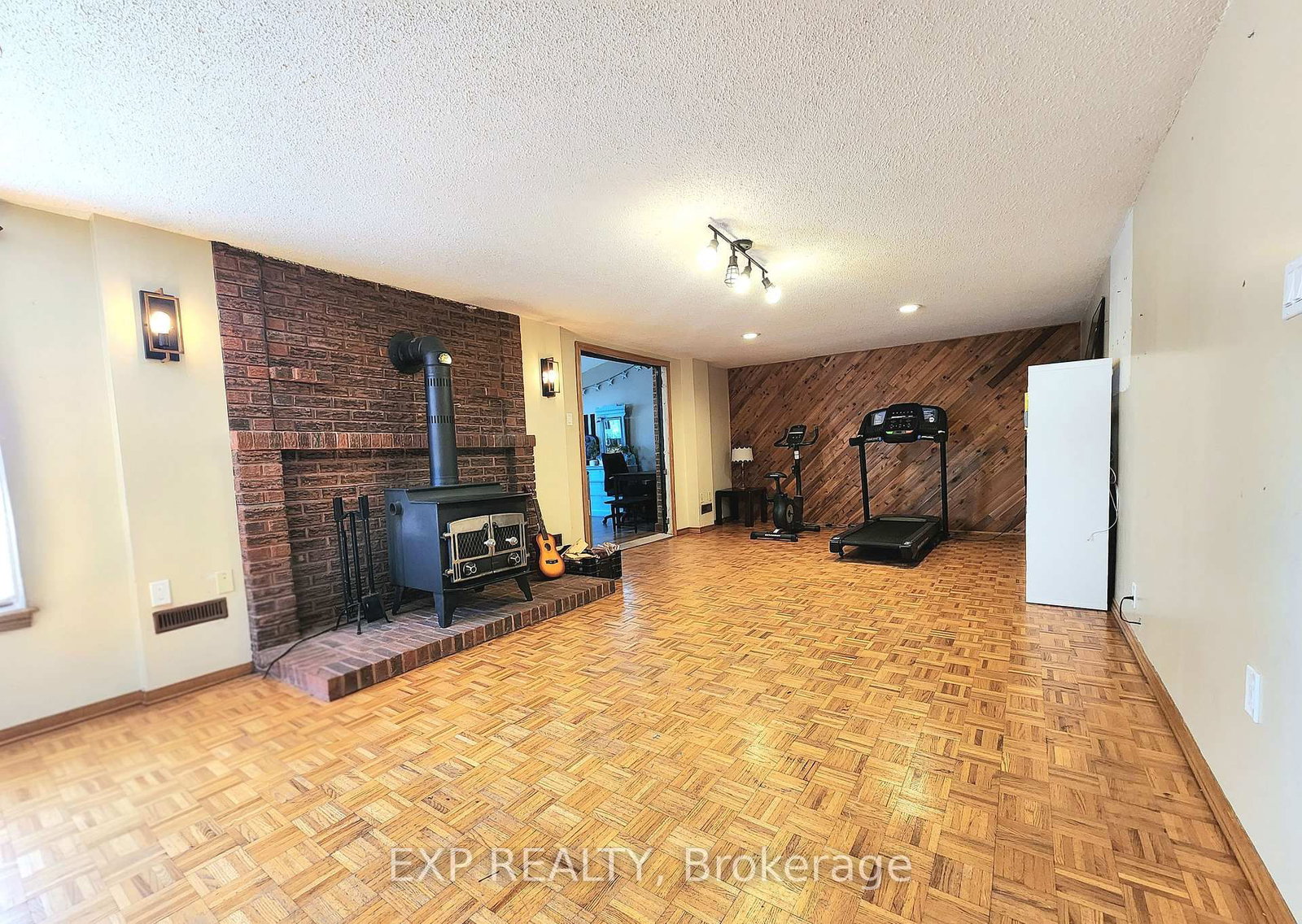 2832 Windwood Drive • Mississauga, ON photo 14