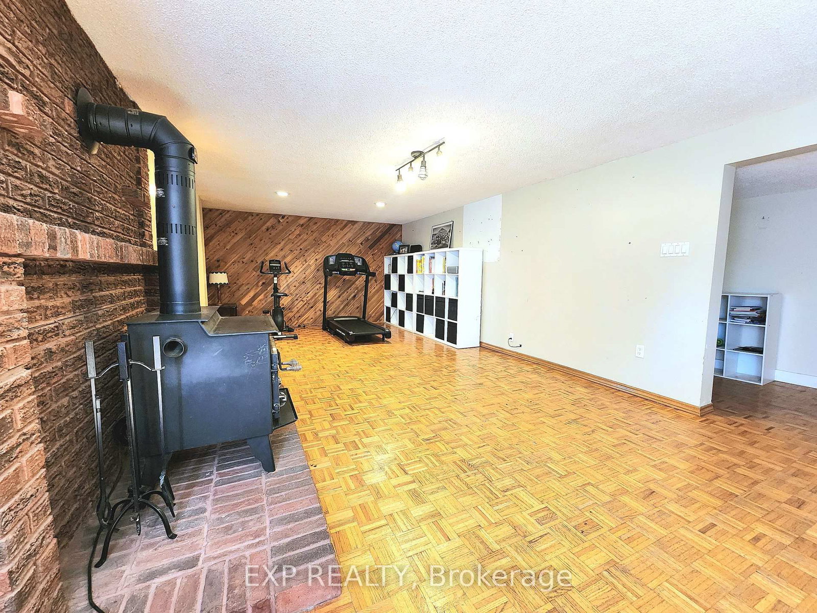 2832 Windwood Drive • Mississauga, ON photo 15