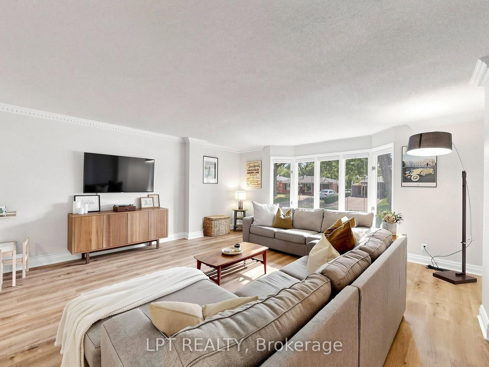 70 Roberts Crescent • Brampton, ON photo 10