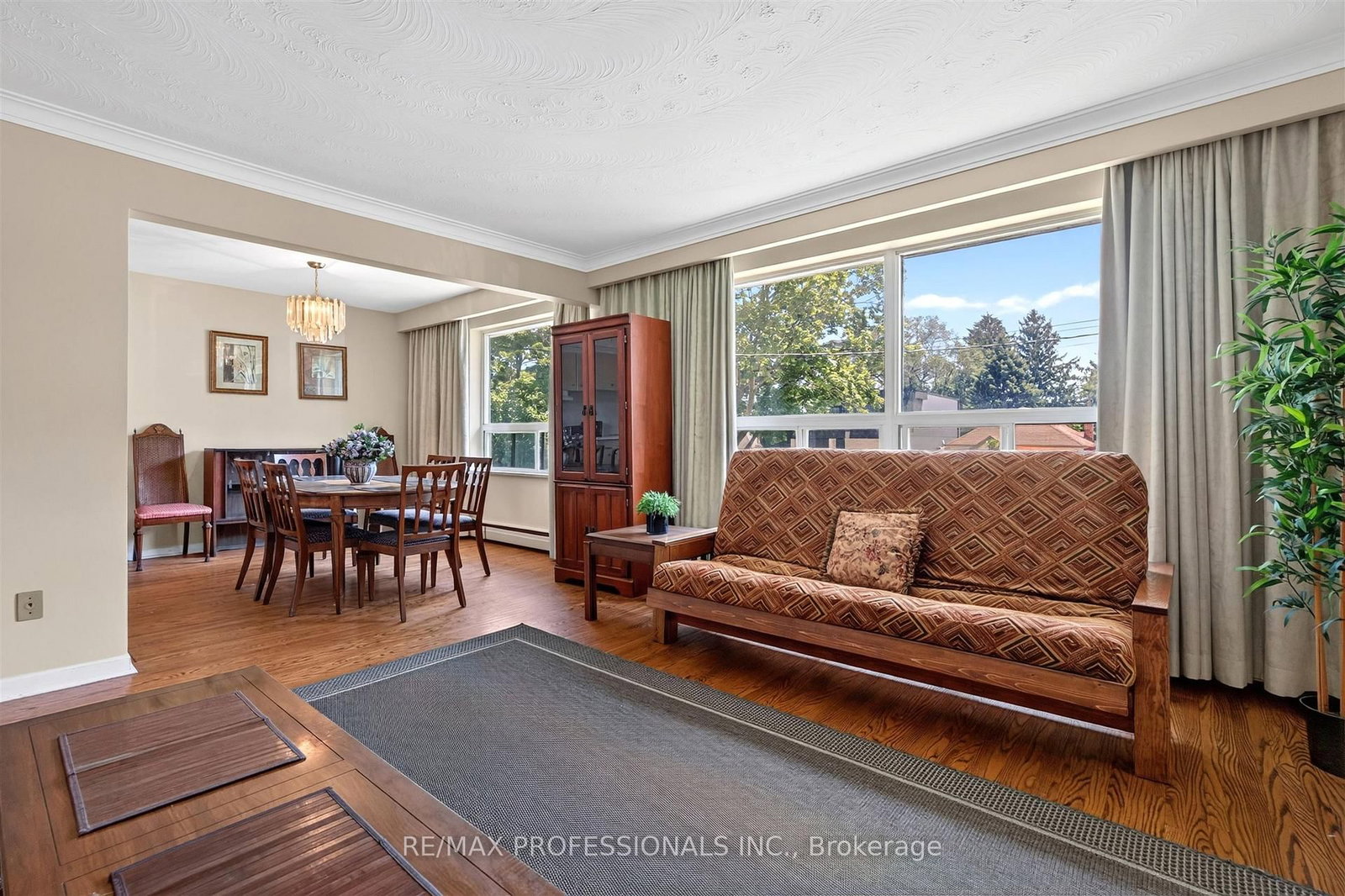 50 Waniska Avenue • Toronto, ON photo 10