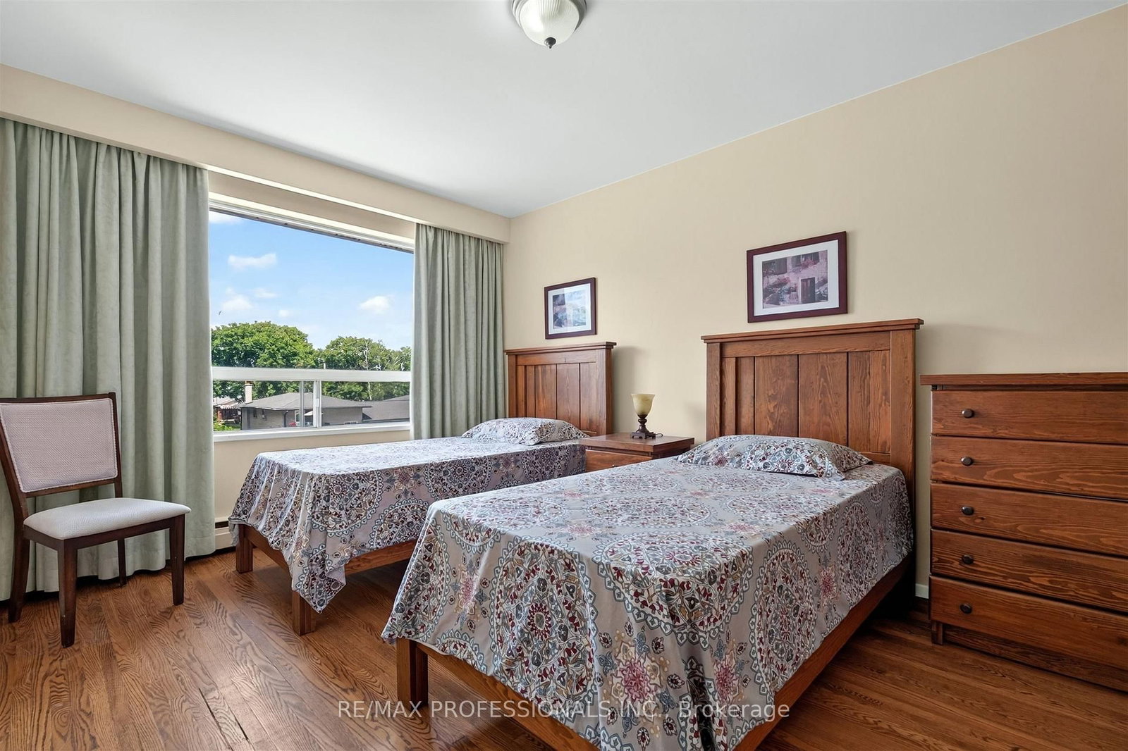 50 Waniska Avenue • Toronto, ON photo 16