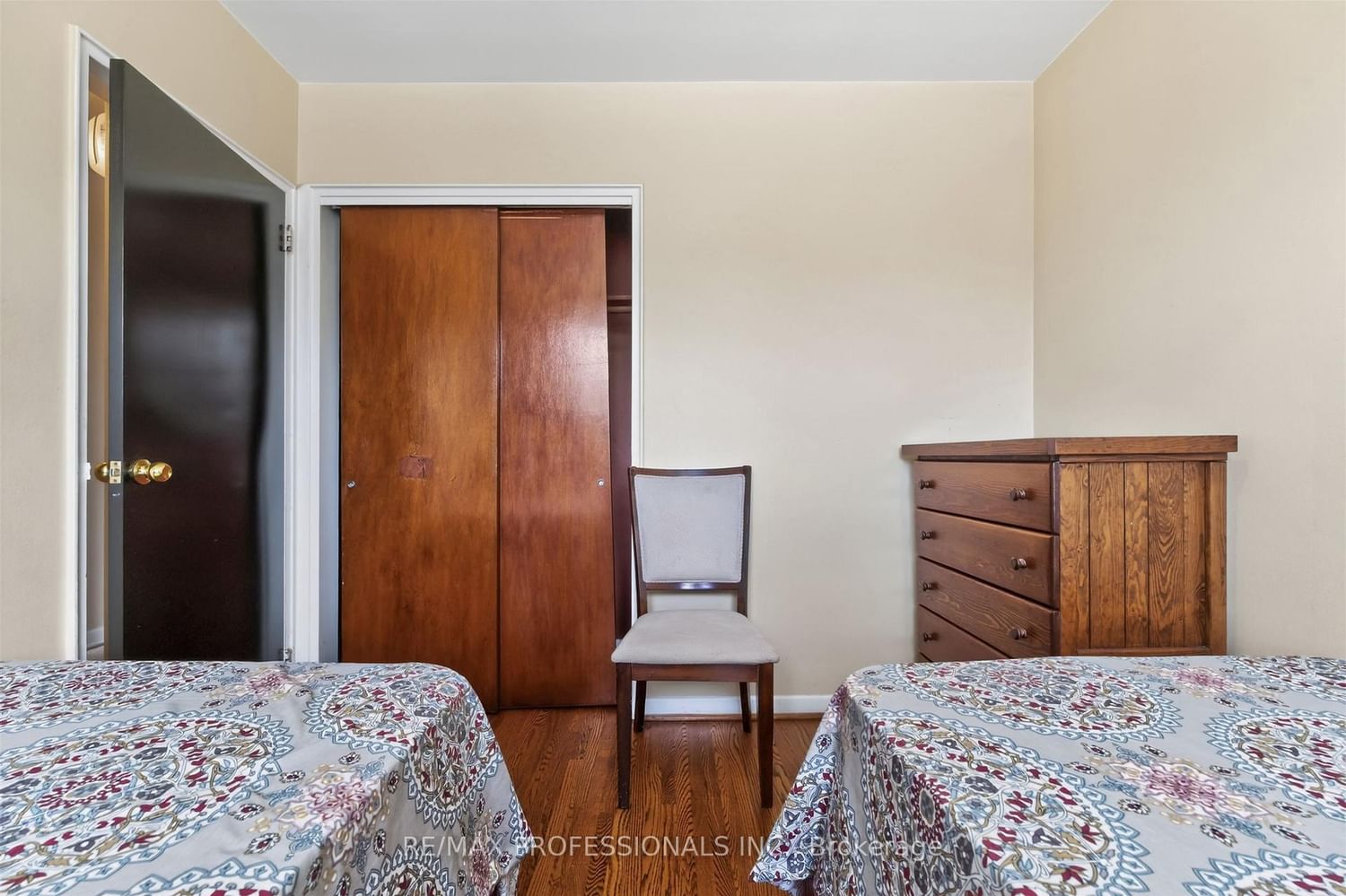 50 Waniska Avenue • Toronto, ON photo 19