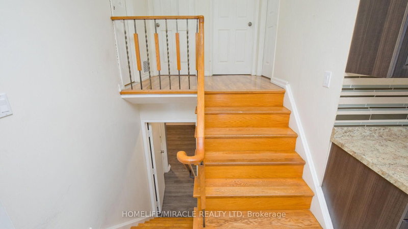 38 Medici Brampton,ON L6S 3C6 — Photo 16