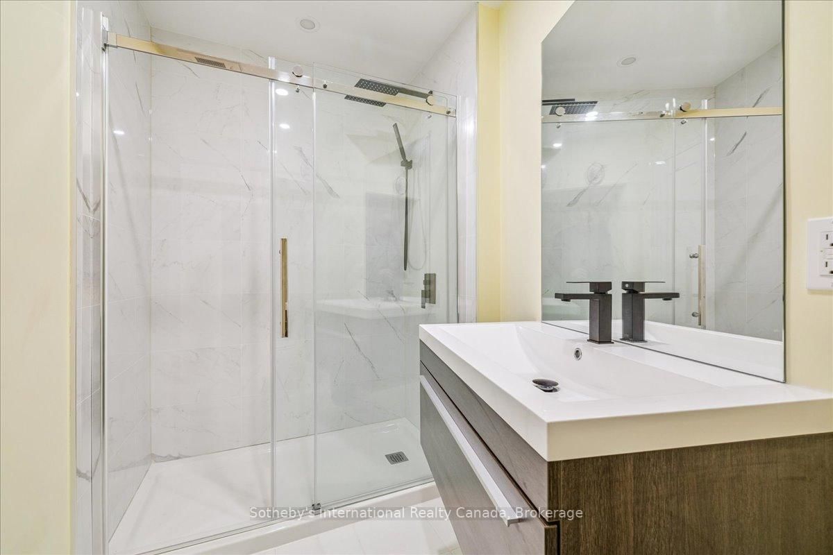 10 Southwind Terrace • Oakville, ON photo 31