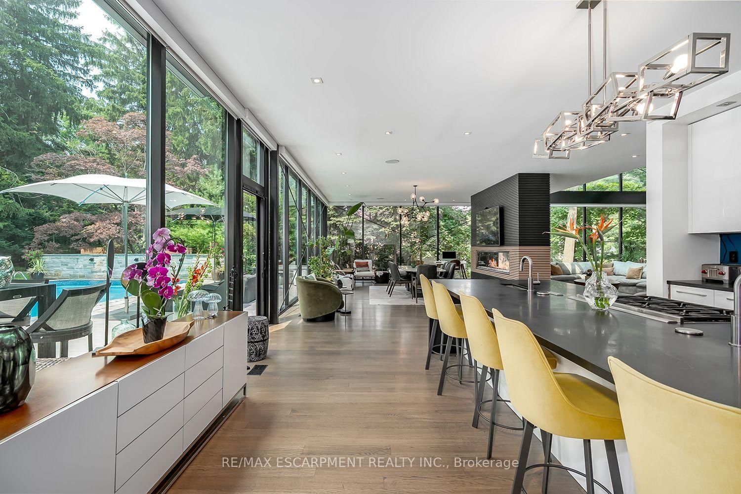 54 RAYMAR Place • Oakville, ON photo 20