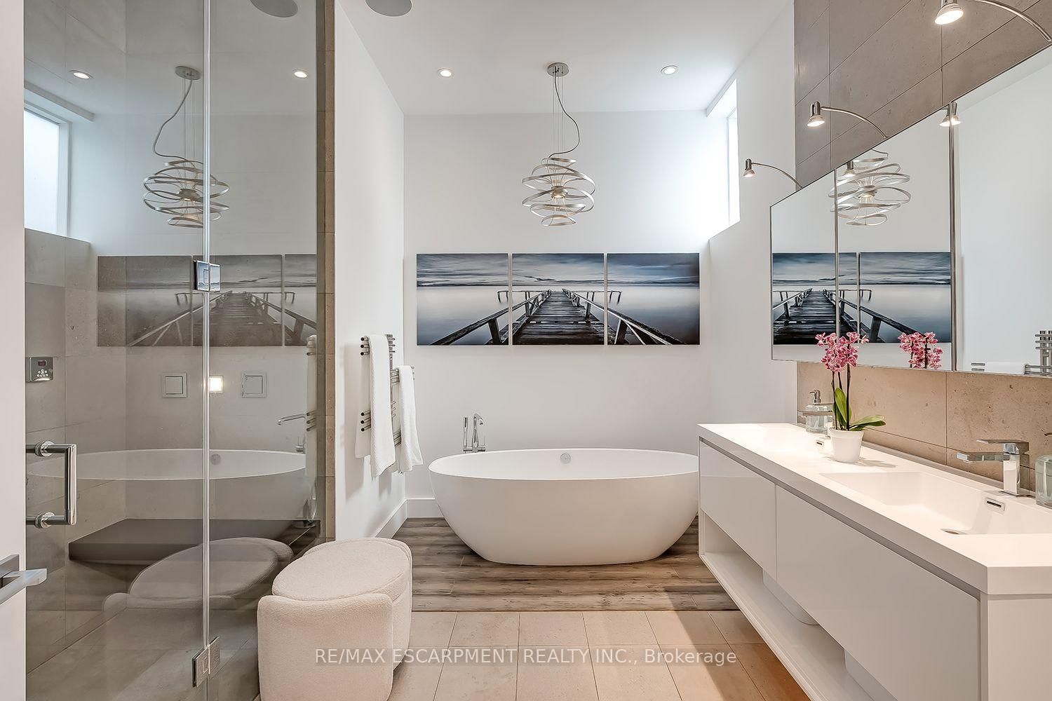 54 RAYMAR Place • Oakville, ON photo 25