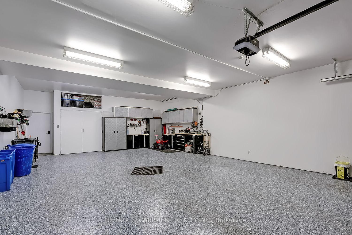 54 RAYMAR Place • Oakville, ON photo 34