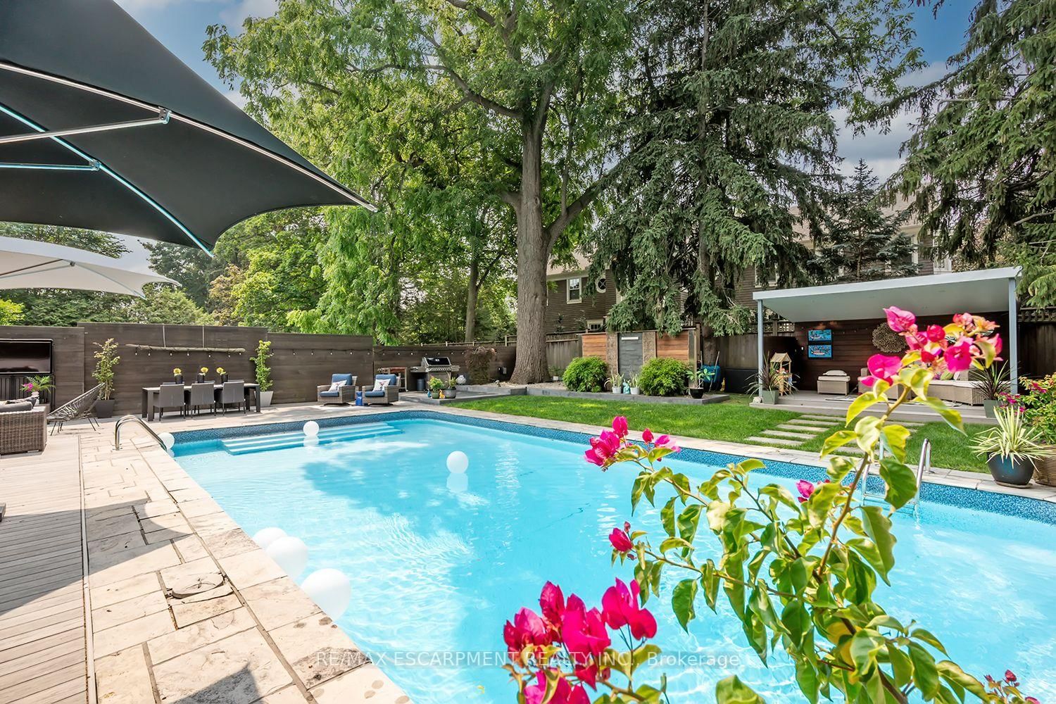 54 RAYMAR Place • Oakville, ON photo 37