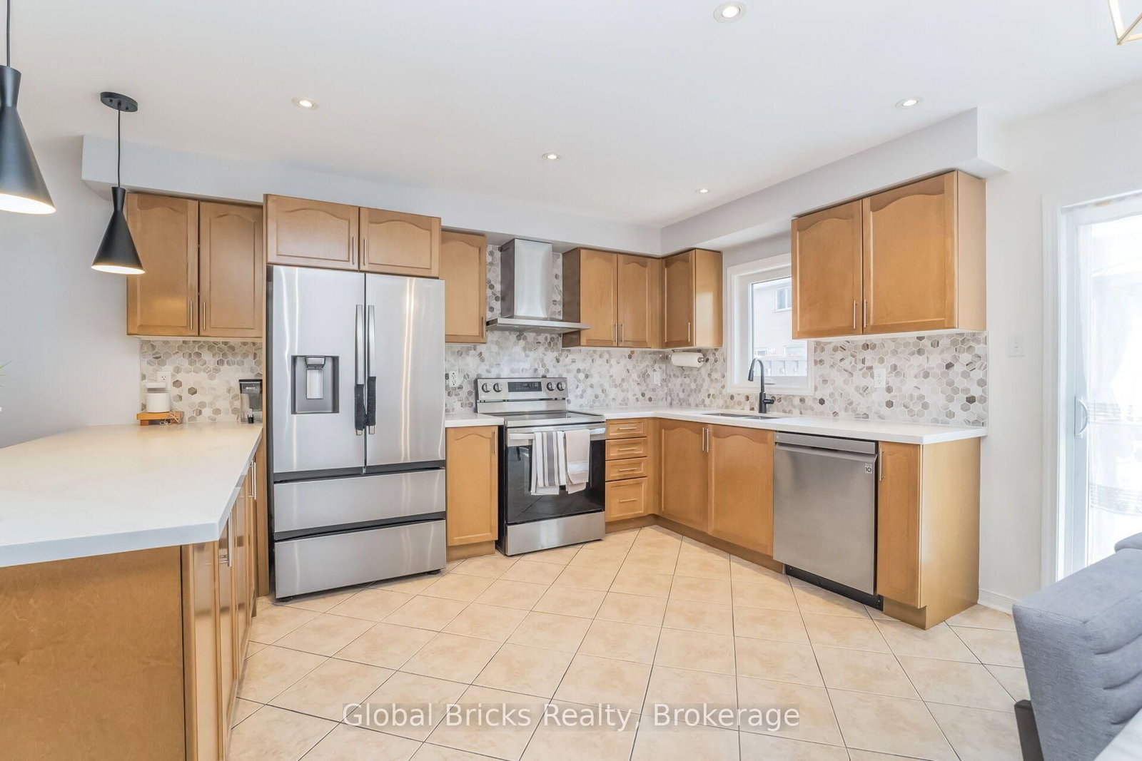 585 Candlestick Circle • Mississauga, ON photo 14