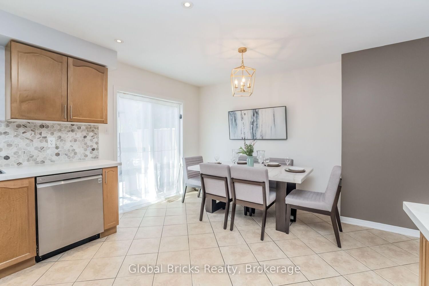 585 Candlestick Circle • Mississauga, ON photo 17