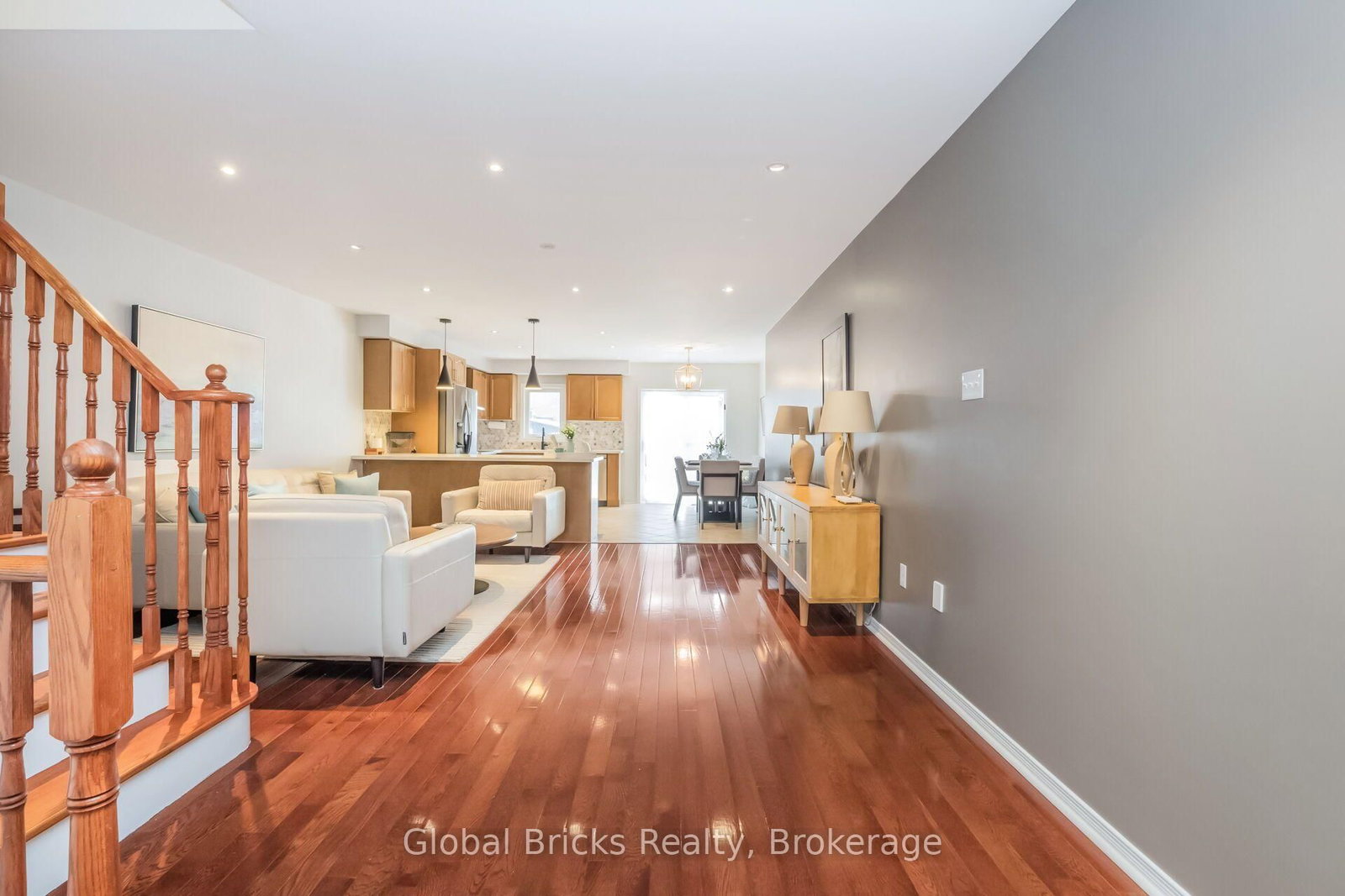 585 Candlestick Circle • Mississauga, ON photo 9