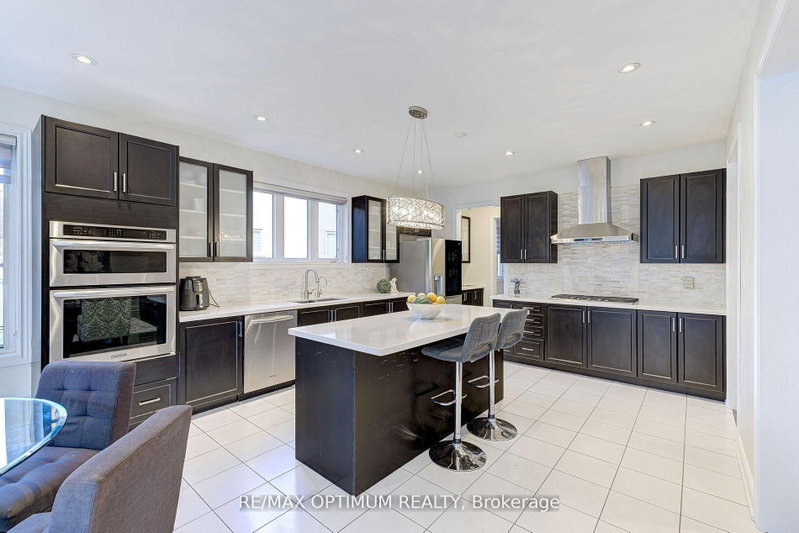 18 Deanston Brampton,ON L6X 2Z7 — Photo 19