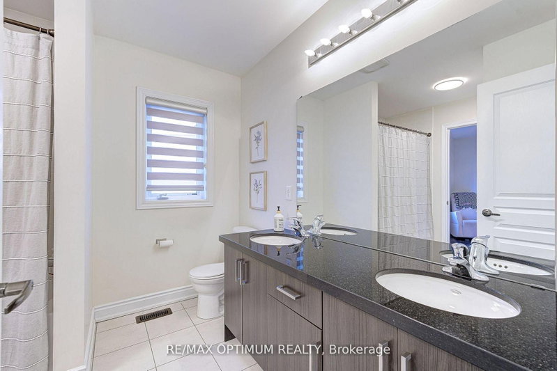 18 Deanston Brampton,ON L6X 2Z7 — Photo 37