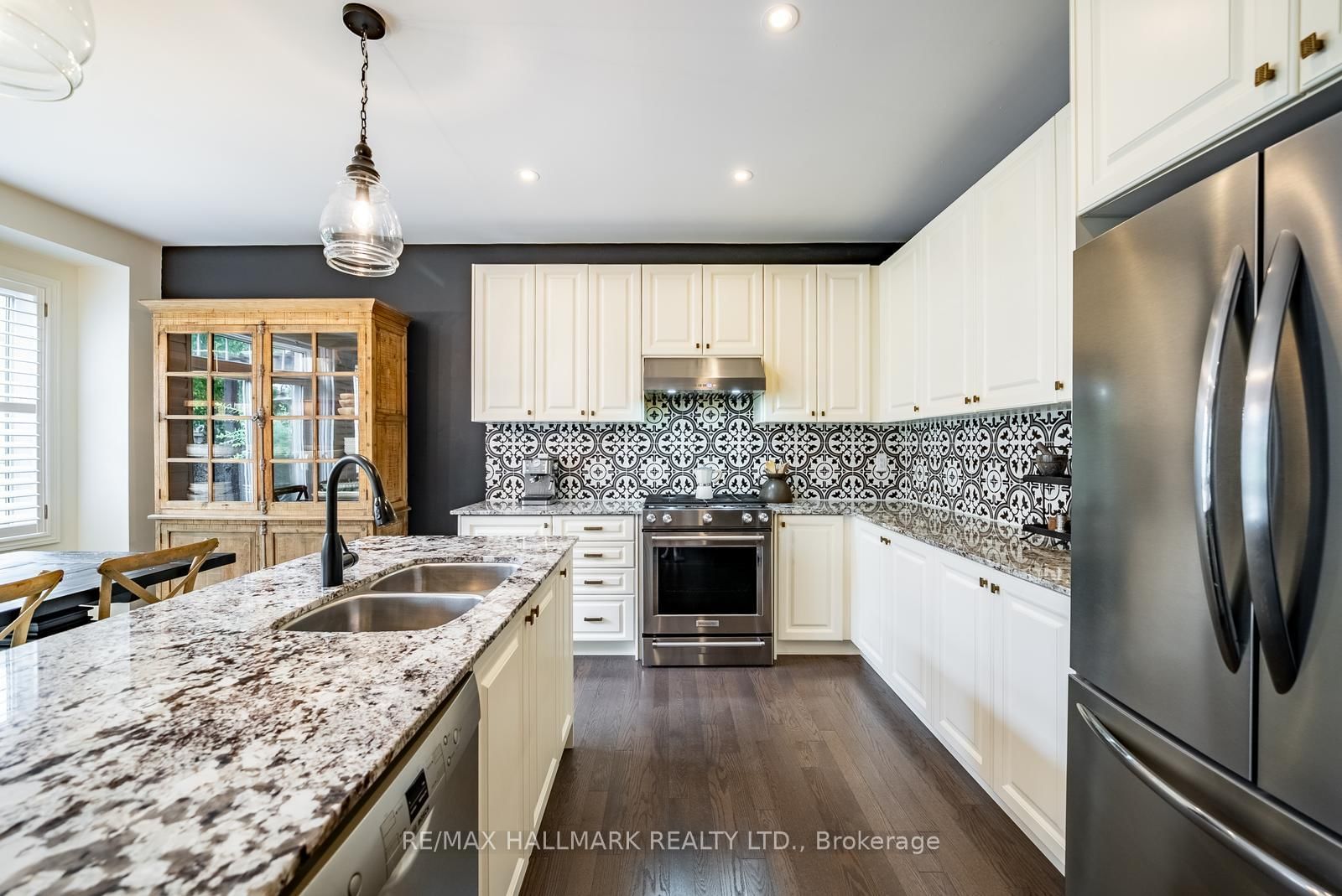 124 Bonnie Braes Drive • Brampton, ON photo 11