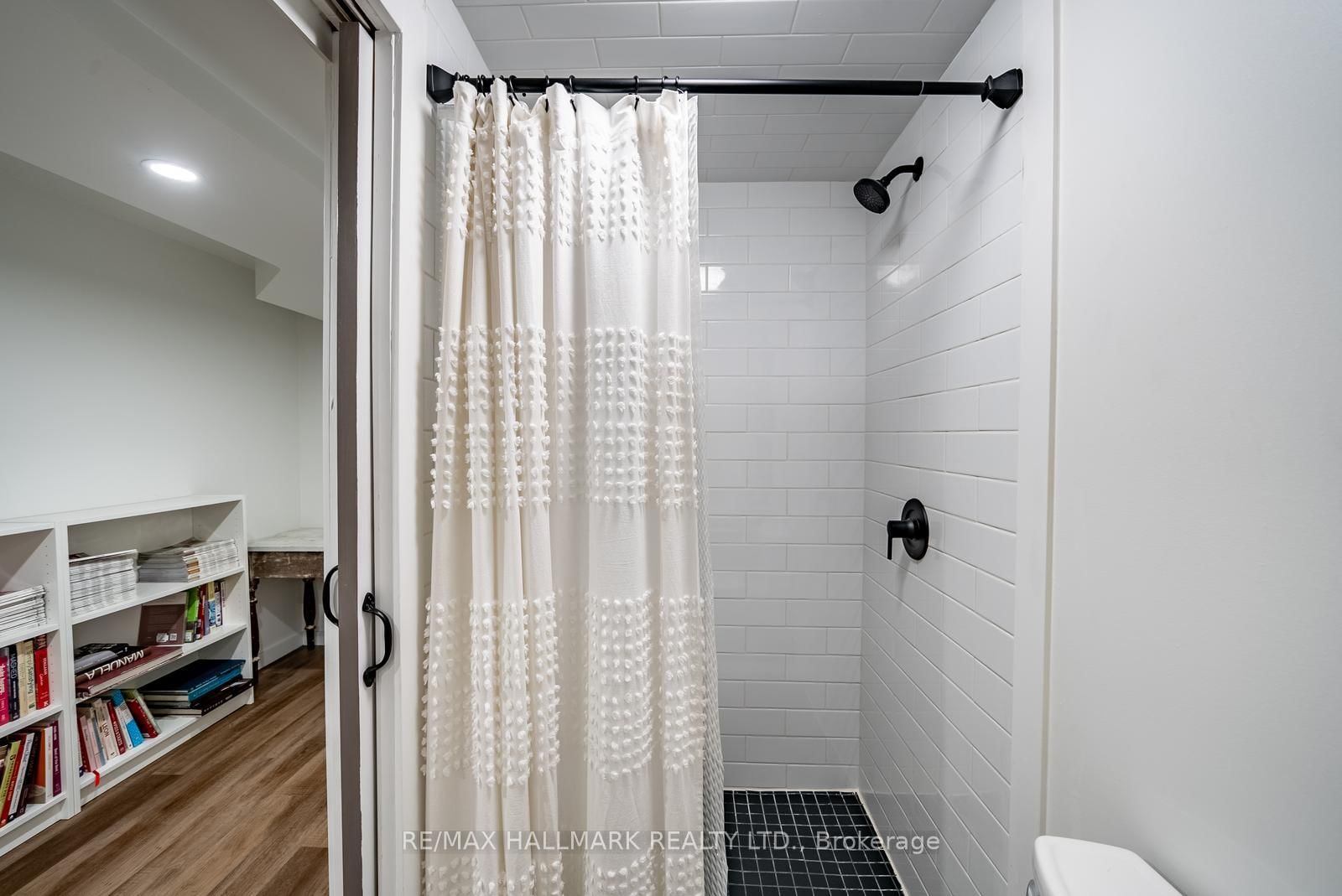 124 Bonnie Braes Drive • Brampton, ON photo 38