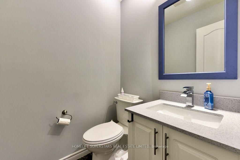 868 Kowal Dr, Mississauga, view 21
