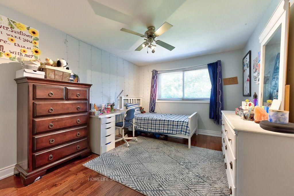868 Kowal Dr, Mississauga, view 25