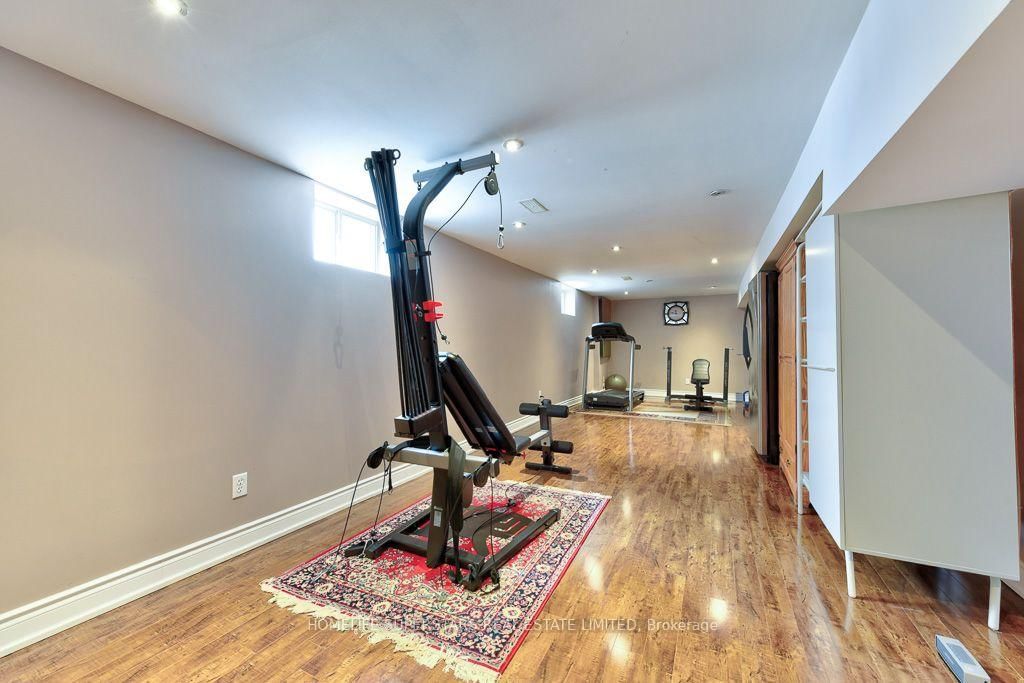 868 Kowal Dr, Mississauga, view 40