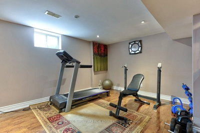 868 Kowal Mississauga,ON L5H 3T4 — Photo 42