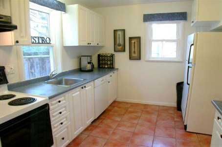 15 Twenty-Seventh St, Toronto, M8W2X2 | Image 2