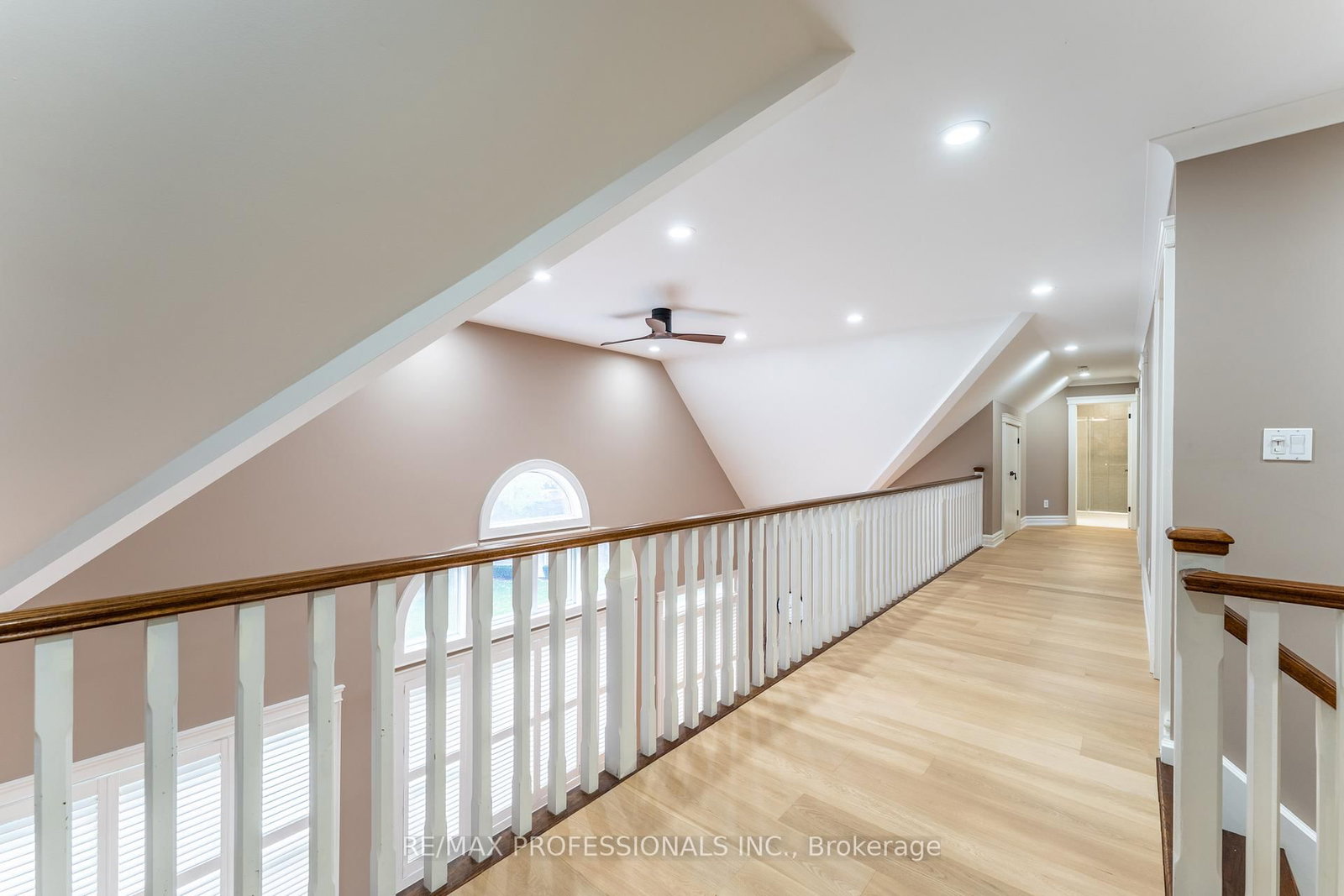 354 Country Club Mississauga,ON L5J 2P8 — Photo 40