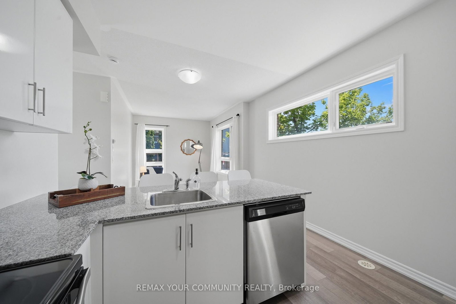 90 Caledonia Park Road • #2 • Toronto, ON photo 14