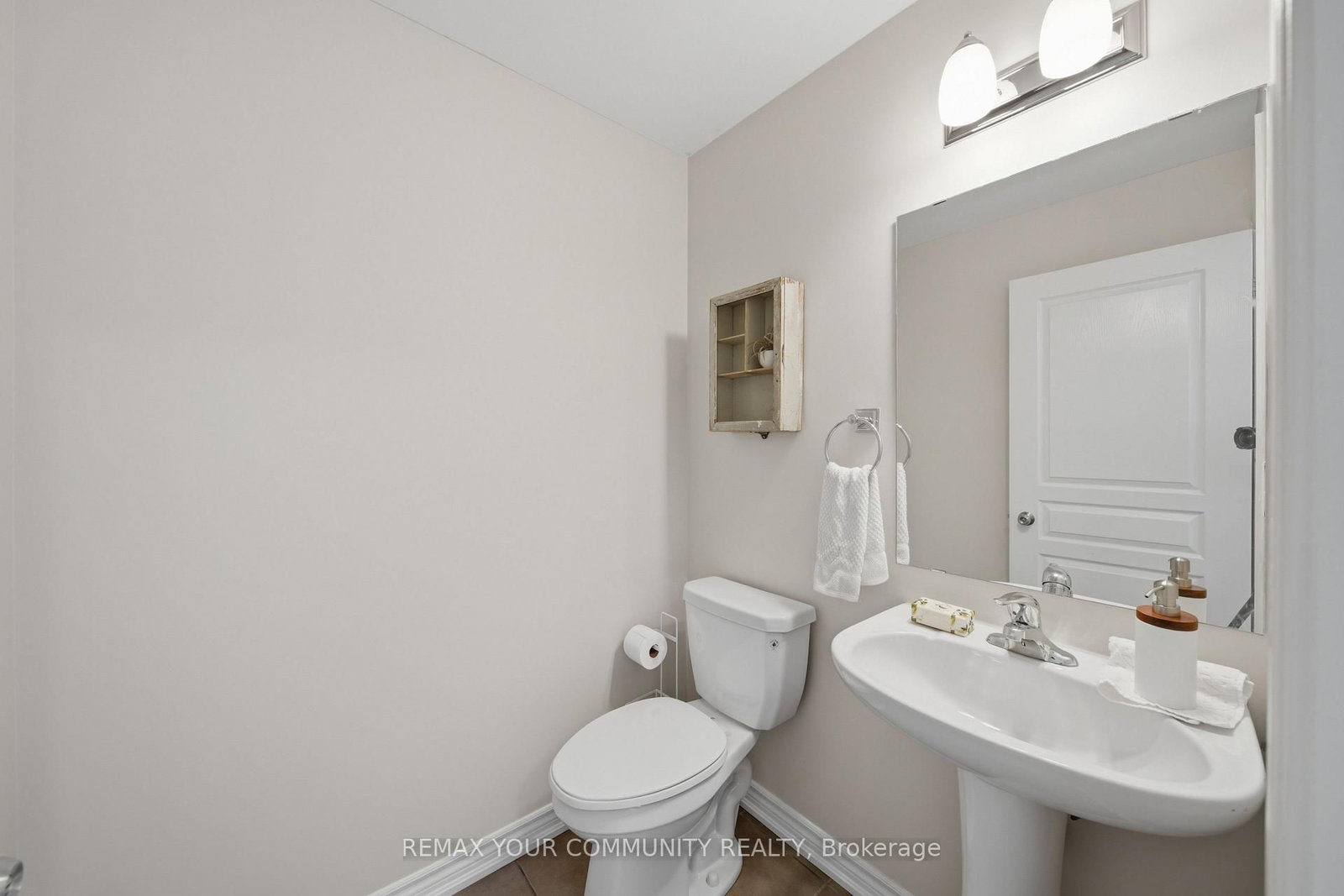 90 Caledonia Park Road • #2 • Toronto, ON photo 15